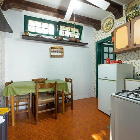 Trullo Rea דירה *